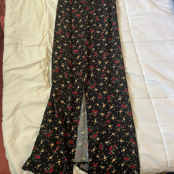 Reformation Bates Dress - Picture 6 of 6